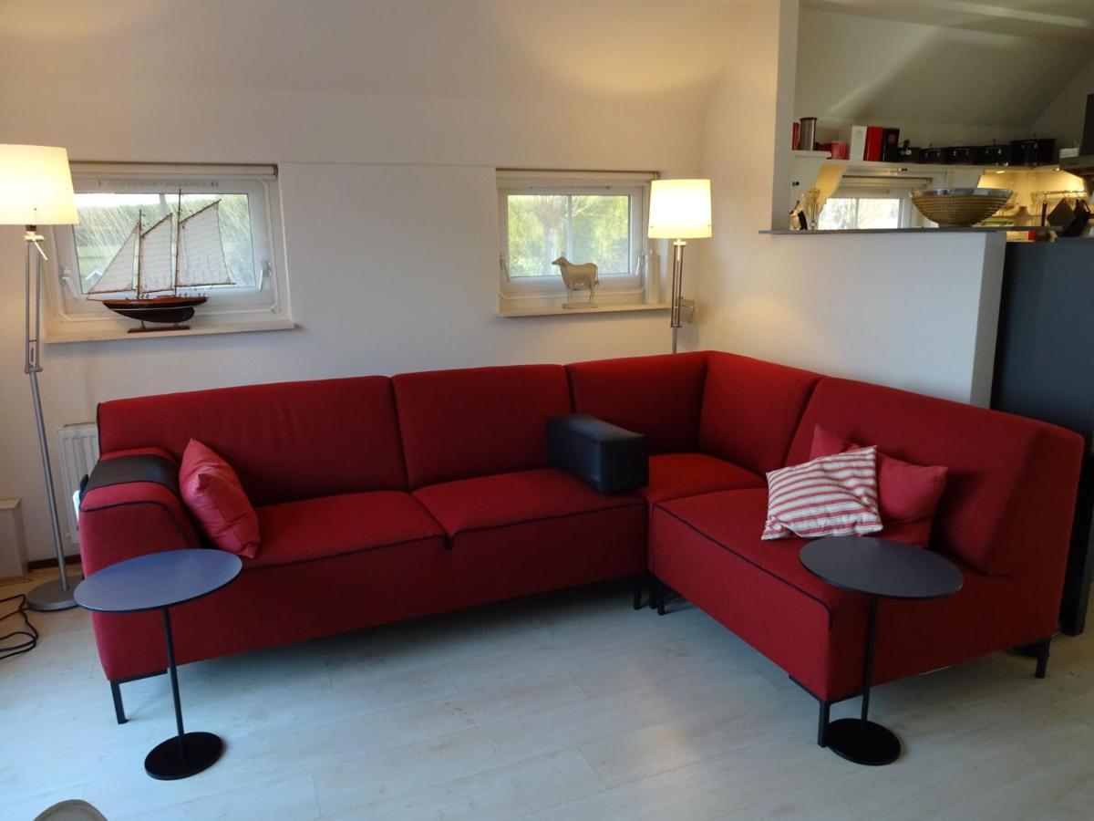 Attractive Holiday Home With Jetty Steendam Exterior foto